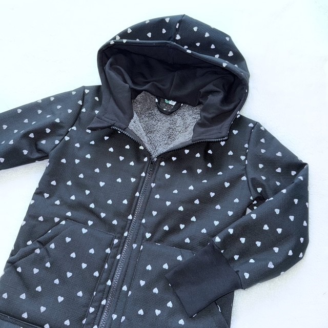 Kinder-Softshelljacke mit Lammfell REFLEKTIERENDE HERZCHEN