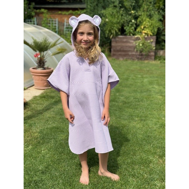 Kinderponcho mit Kapuze und lila Ohren