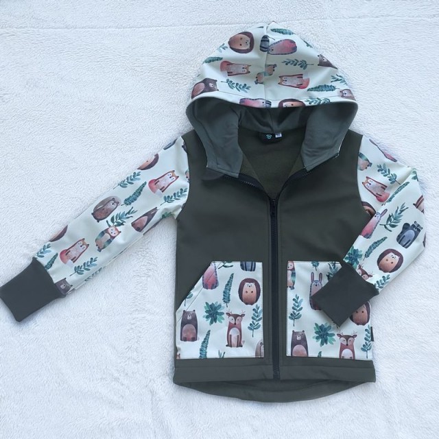 Kinder Softshelljacke WALD TIERE khaki
